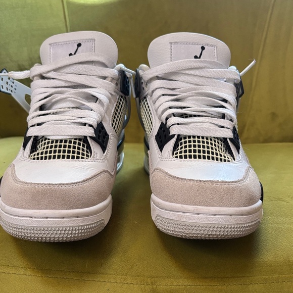 Jordan White and Black Men’s Sneakers - Picture 9 of 9